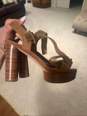 Women's Tan Suede Platform Sandals